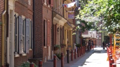 Philadelphia: Elfreth's Alley, eine der ältesten Wohnstraßen Amerikas.