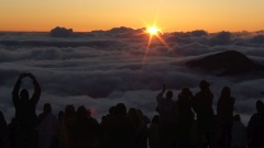 Maui: Sonnenaufgang am Haleakala.